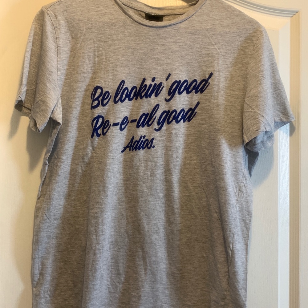 Women’s H&M Gray TShirt M